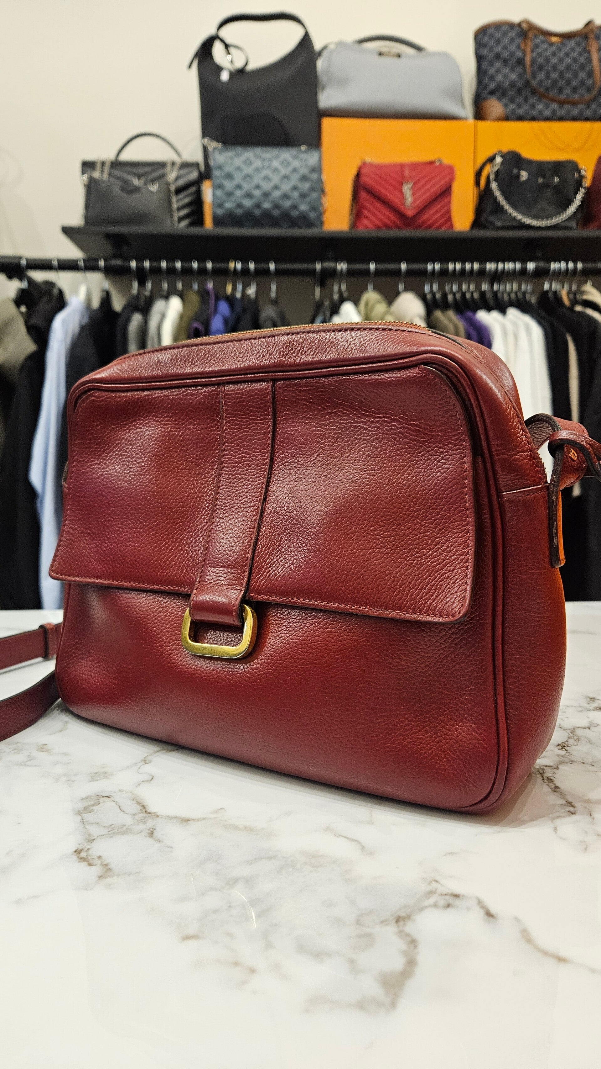Delvaux Complice