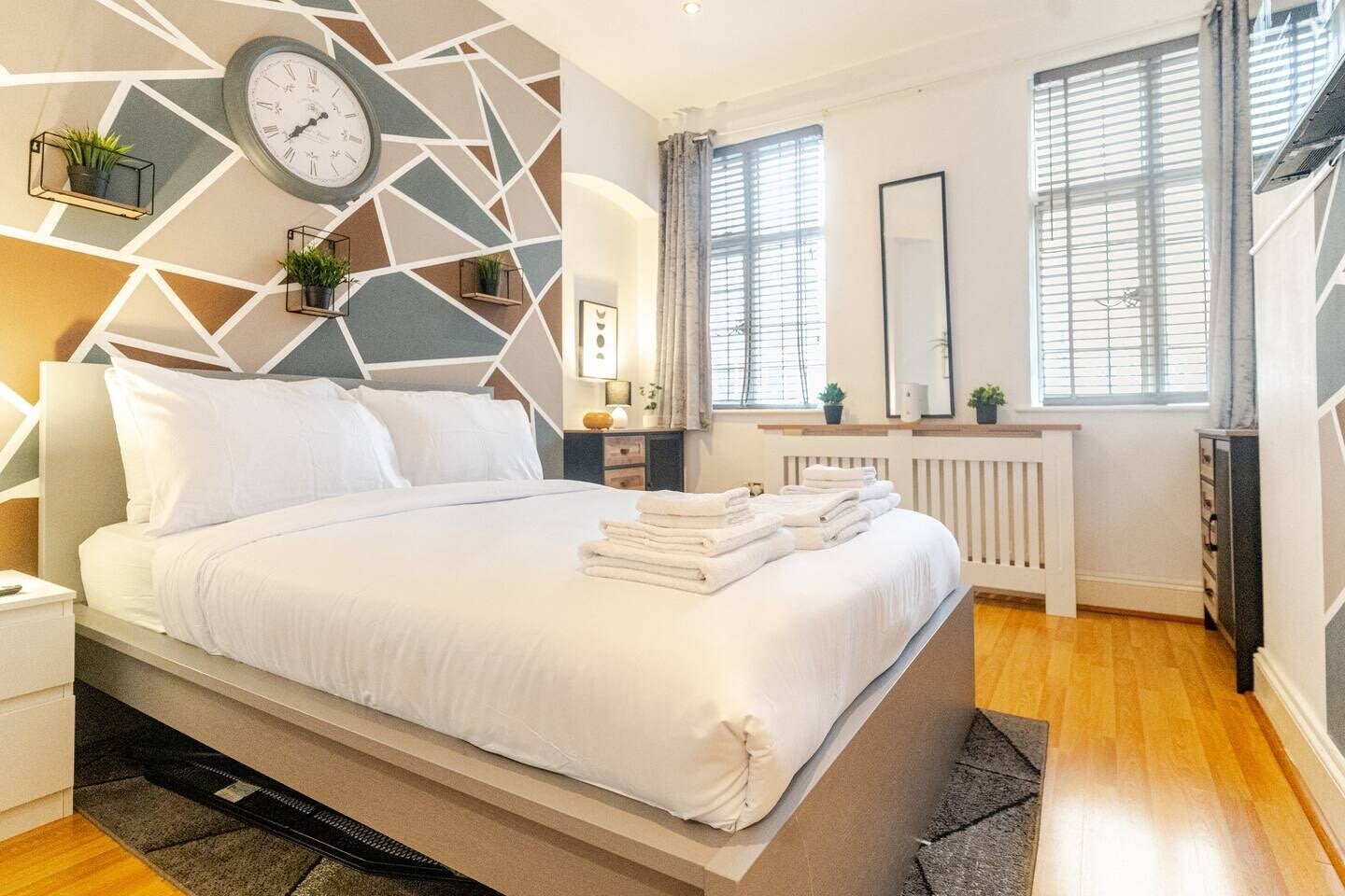 Birmingham | B3 | Sleep 4