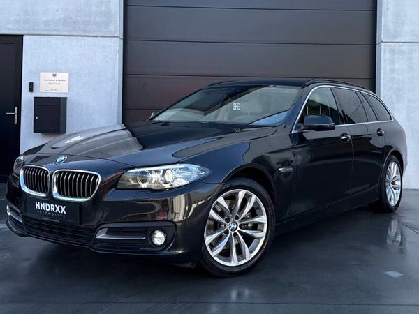 BMW 518dA Touring Sport Line - HUD - Camera - Trekhaak