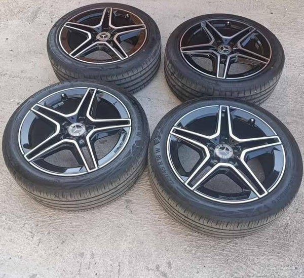 4 cerchi originali Mercedes Amg R18