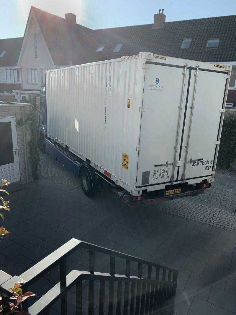 Woningontruiming Rotterdam met professionele verhuiscontainer | Net & Leeg Ontruiming
