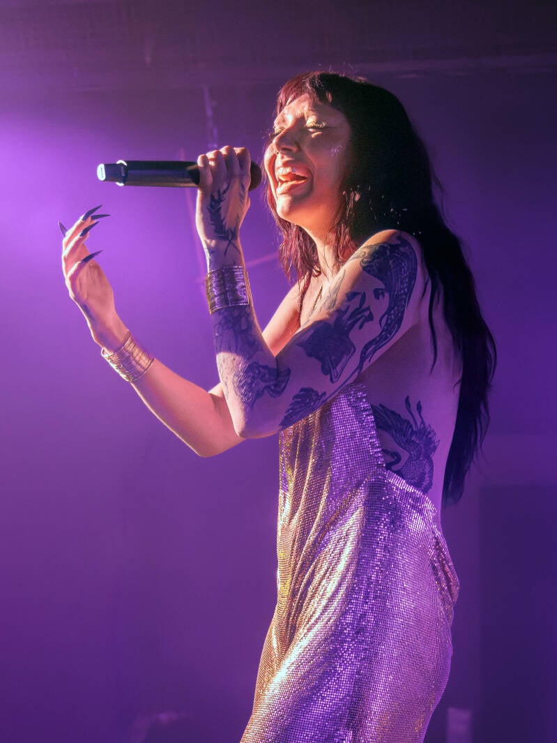 070a3722-edit-standard.jpg