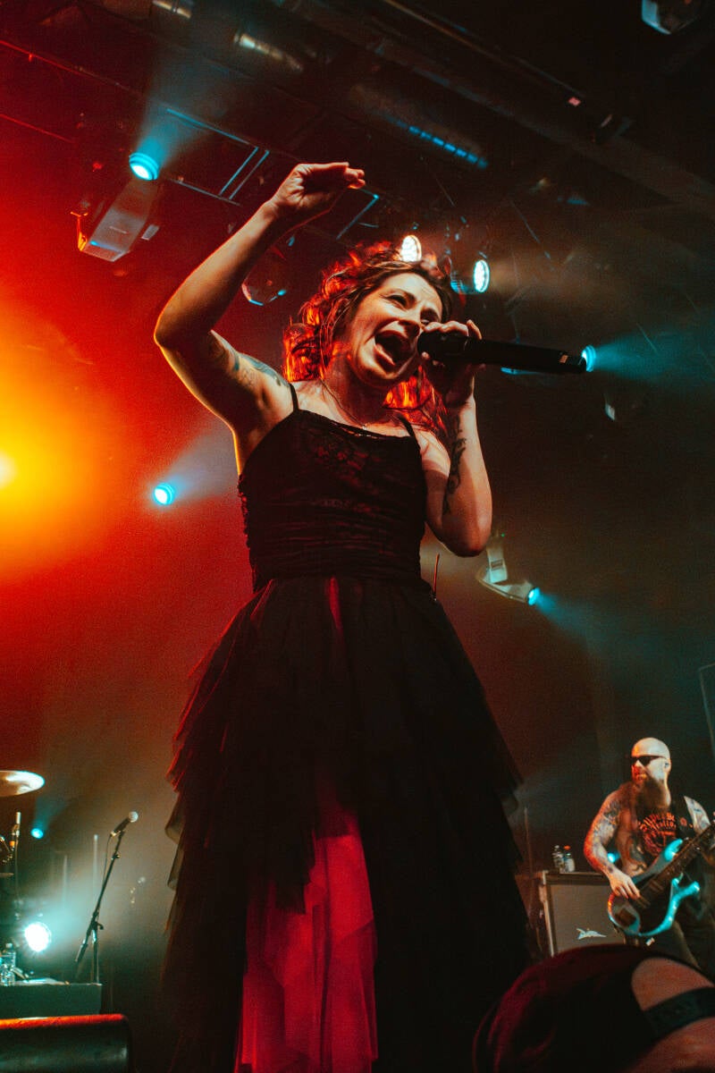 flyleaf-11-standard.jpg