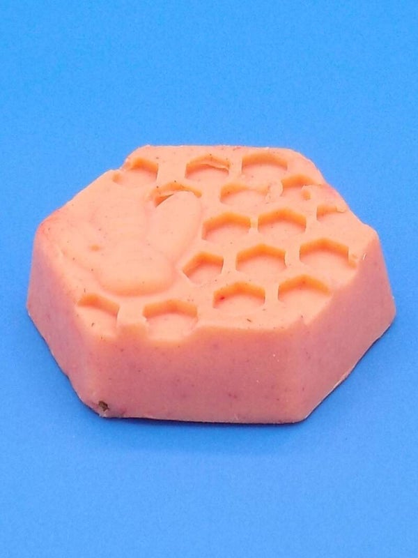 Savon artisanal au miel et cire d'abeille