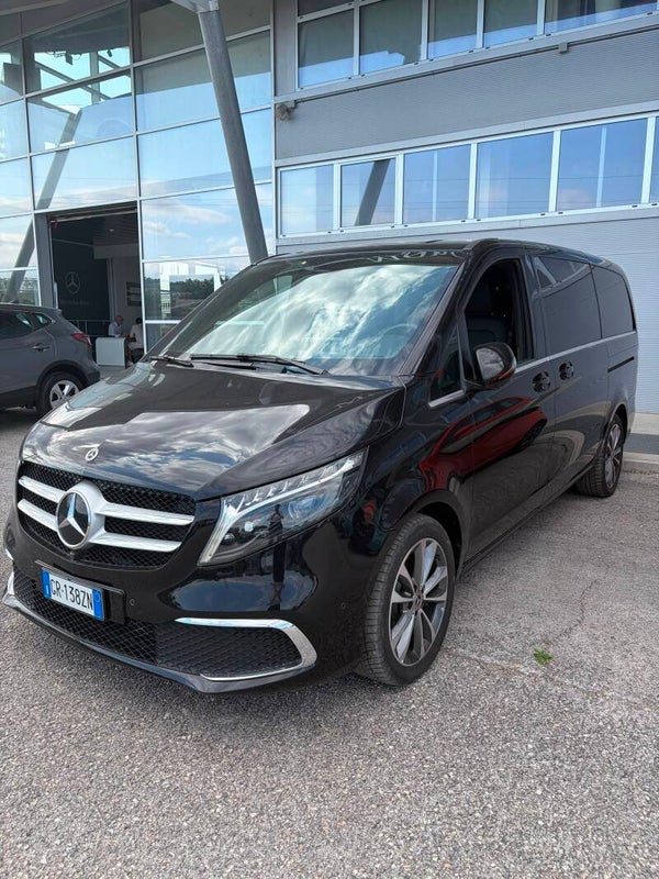 Mercedes V250