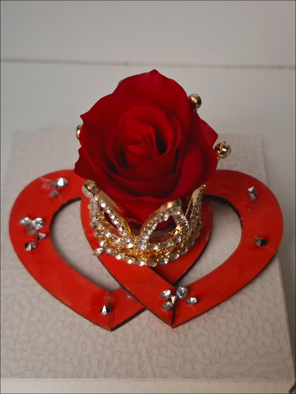 Coroncina con Rosa Stabilizzata e Base doppio cuore