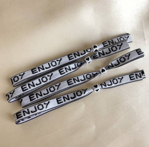 bracelet enjoy