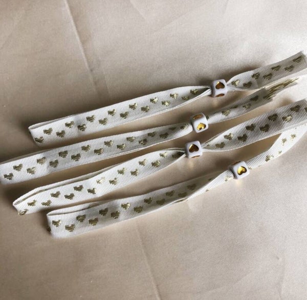 bracelet gold hearts white