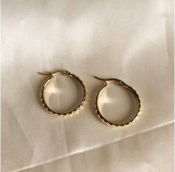 earrings texture hoops gold