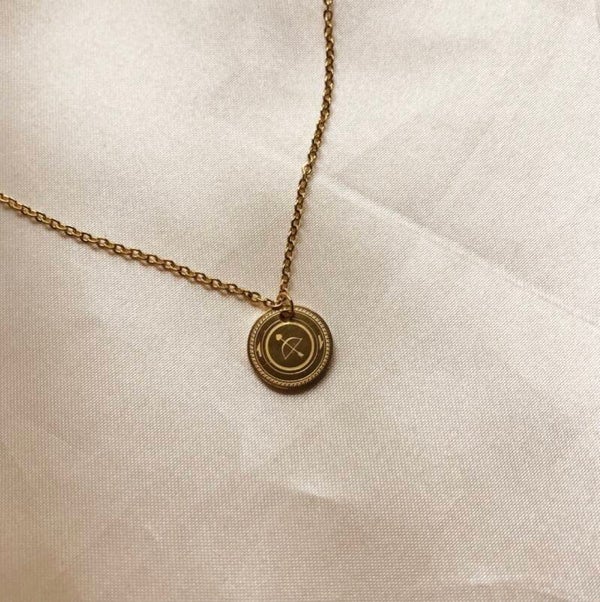 necklace gold arrow
