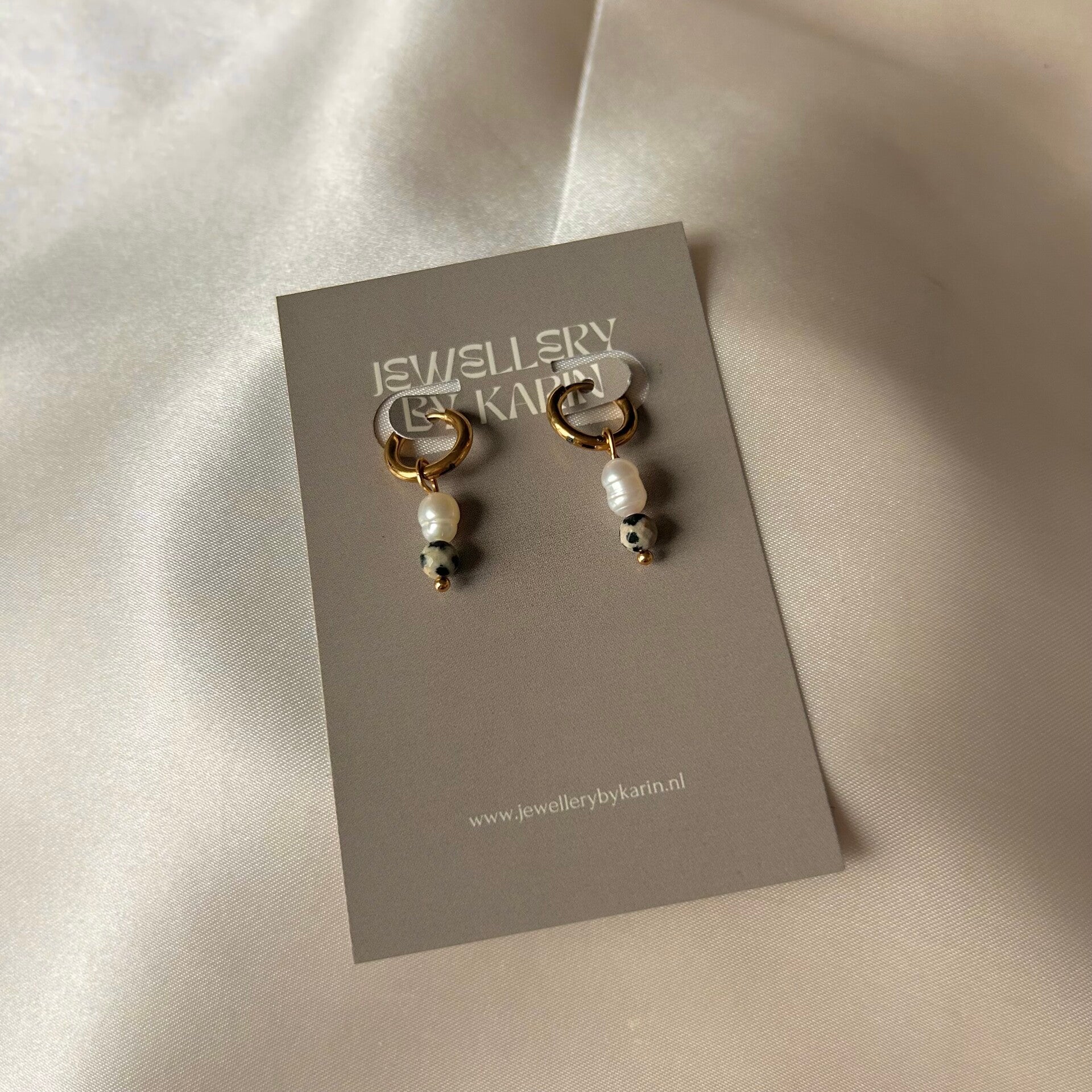 earrings pearl tiger print gold