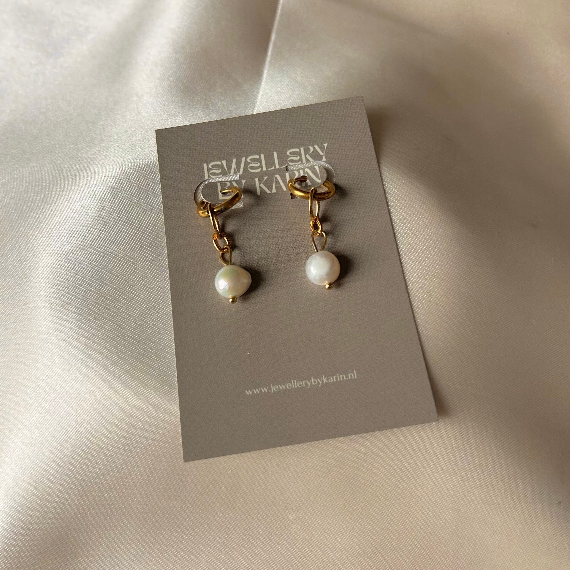 earrings chains pearl