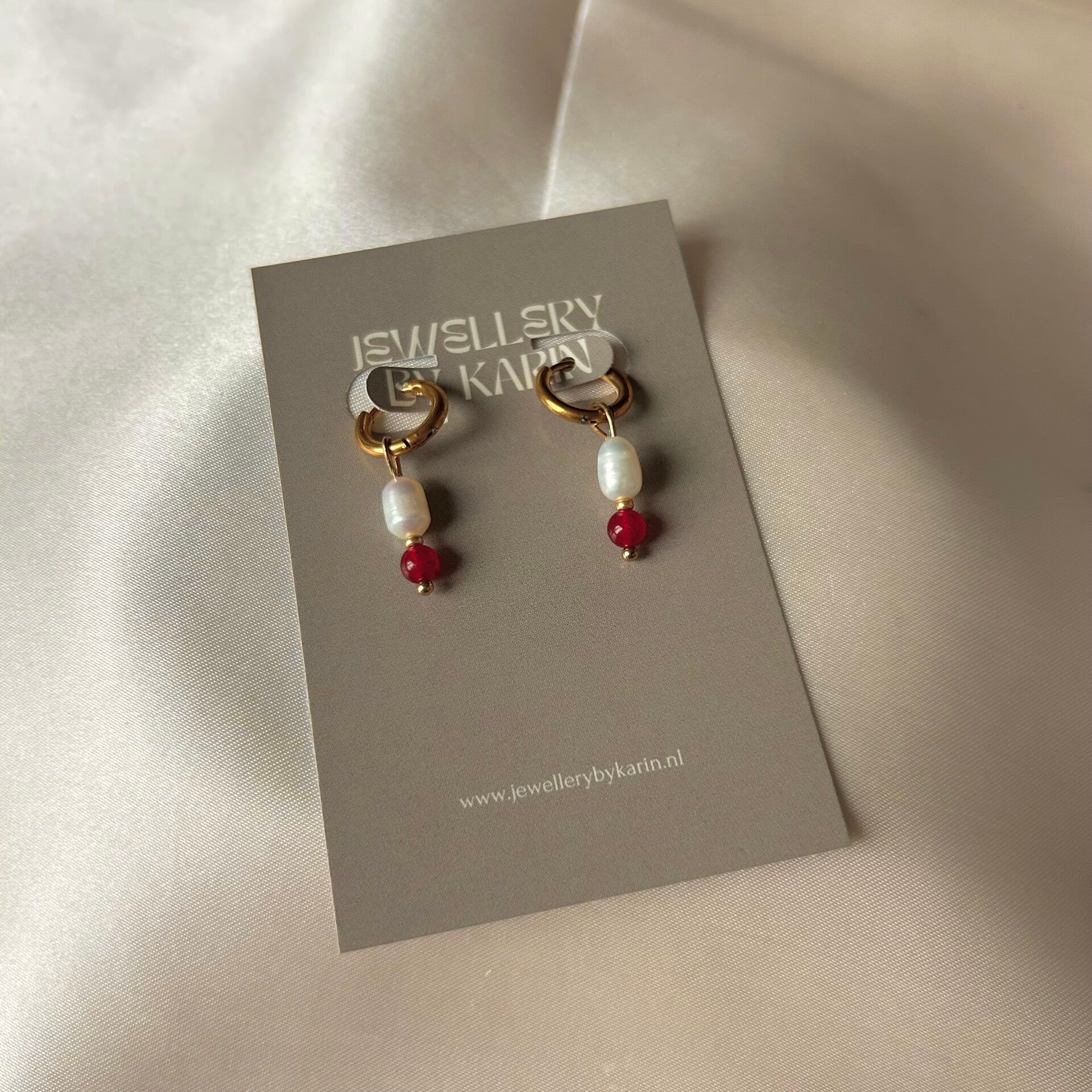 earrings red bead pearl gold