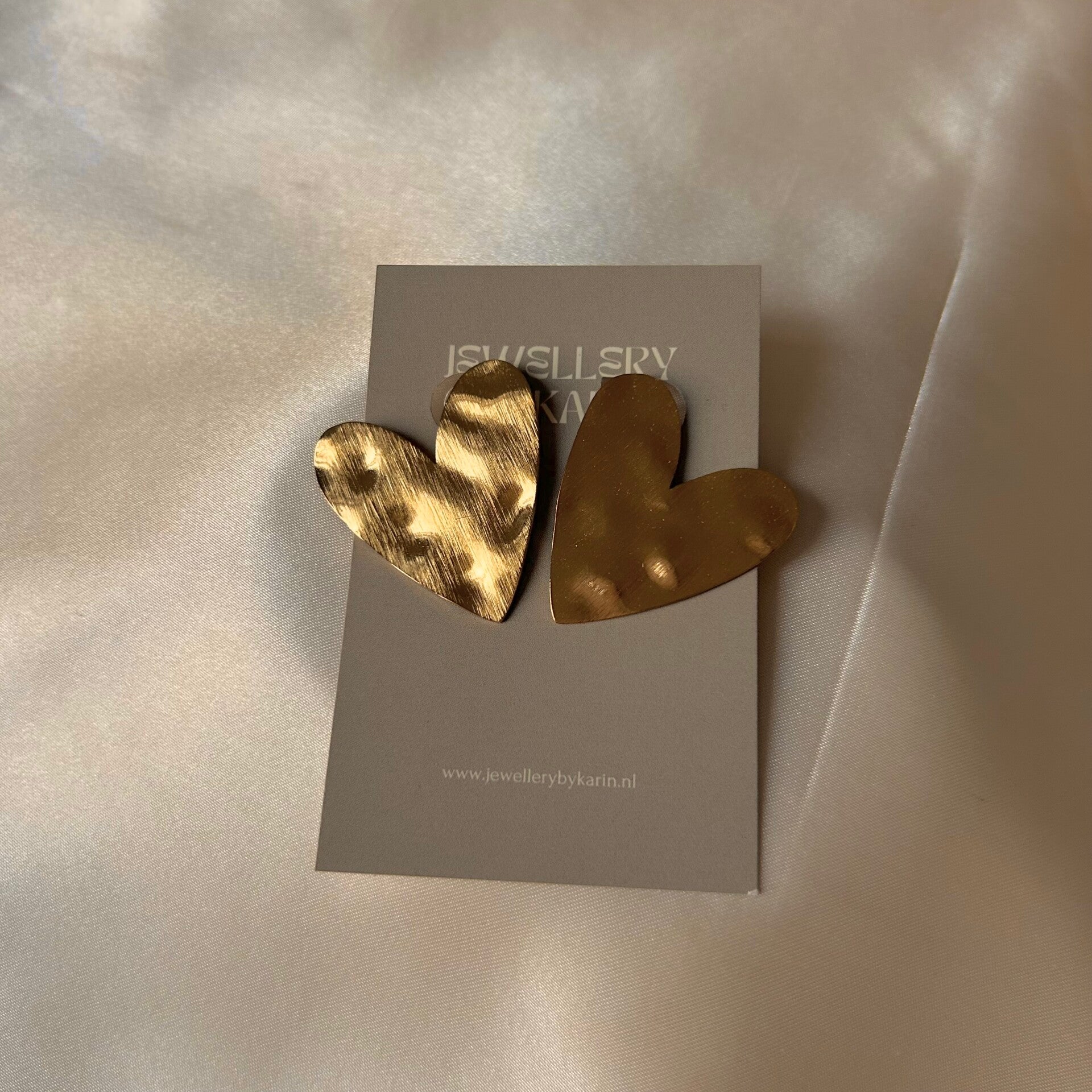 earrings hearts gold