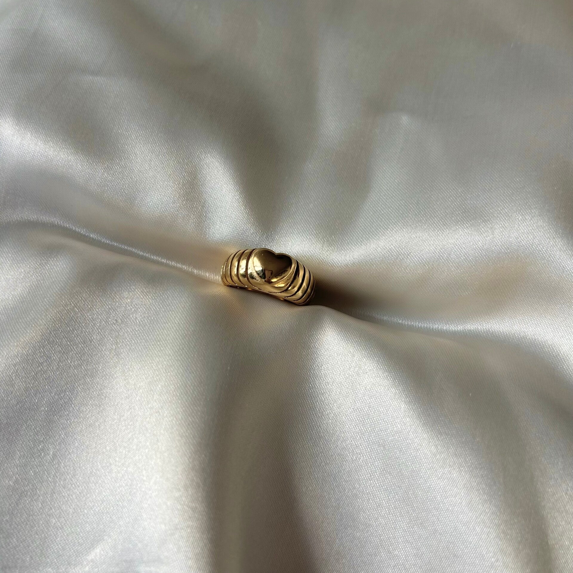 ring heart gold