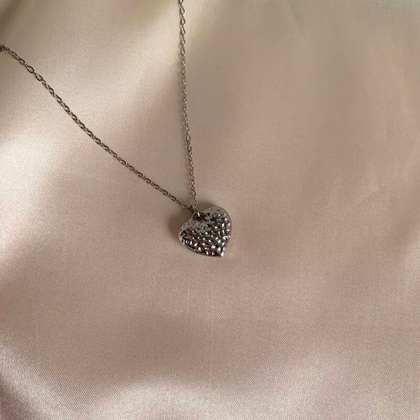 necklace dotted heart silver