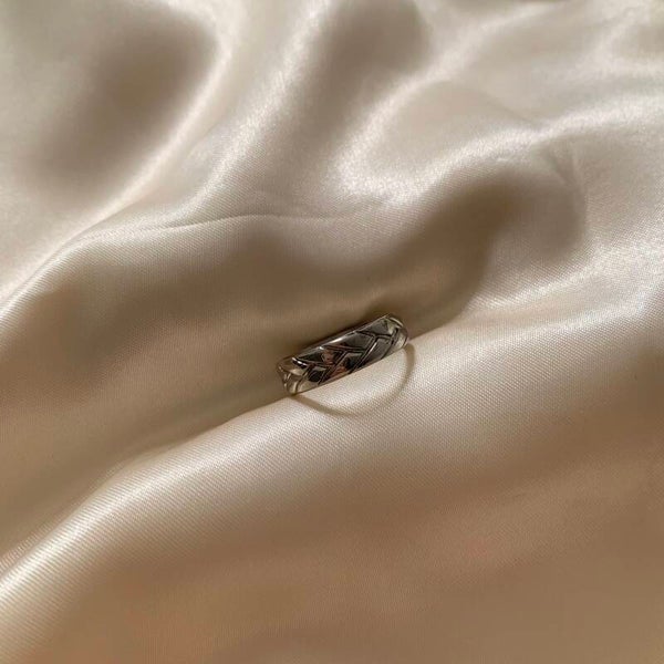 ring braided silver