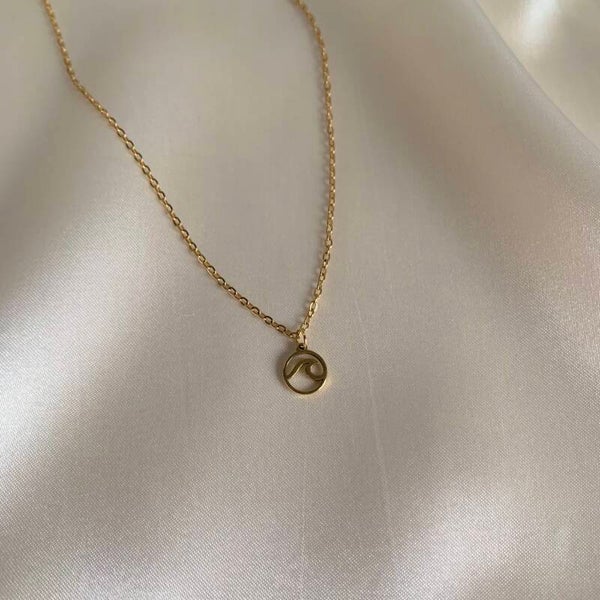 necklace into the waves gold