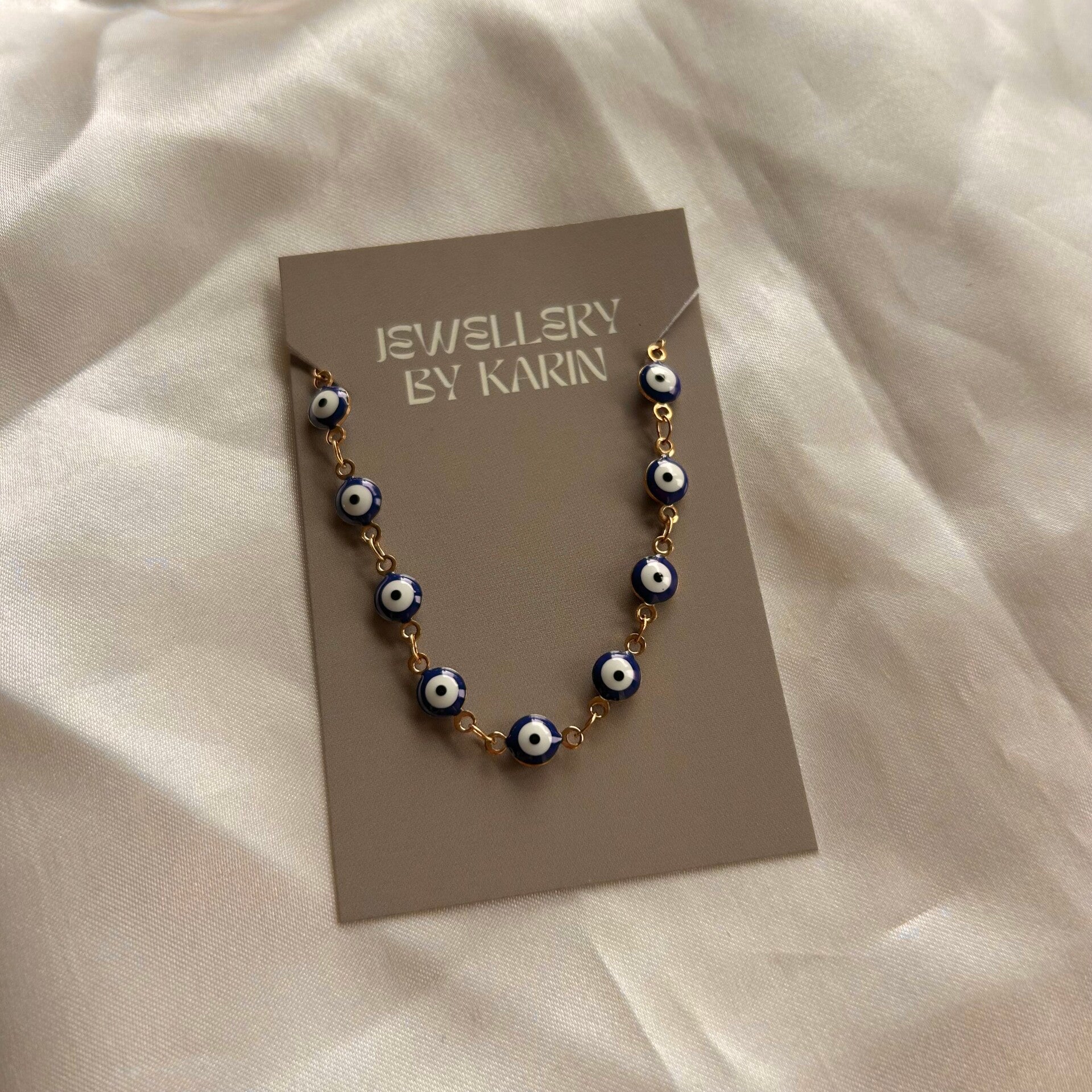 bracelet chained eyes