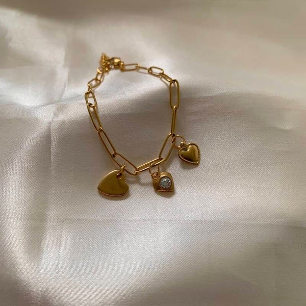 bracelet charms hearts gold