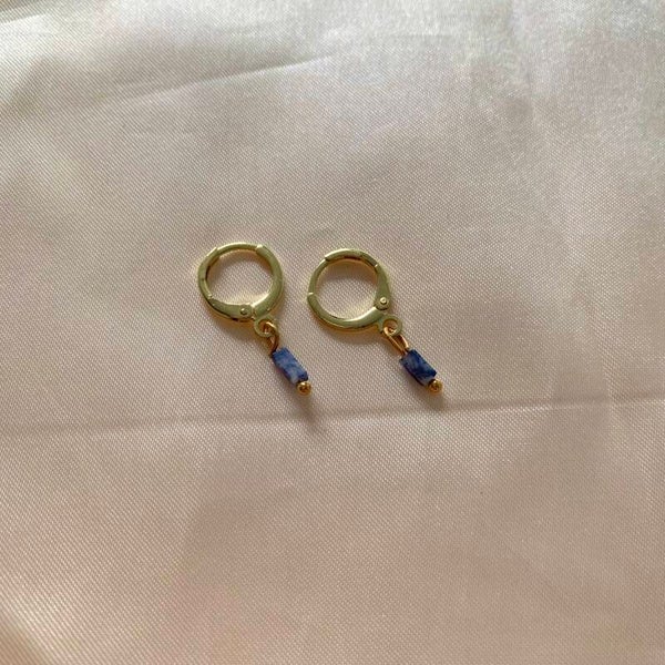 earrings small stones gold