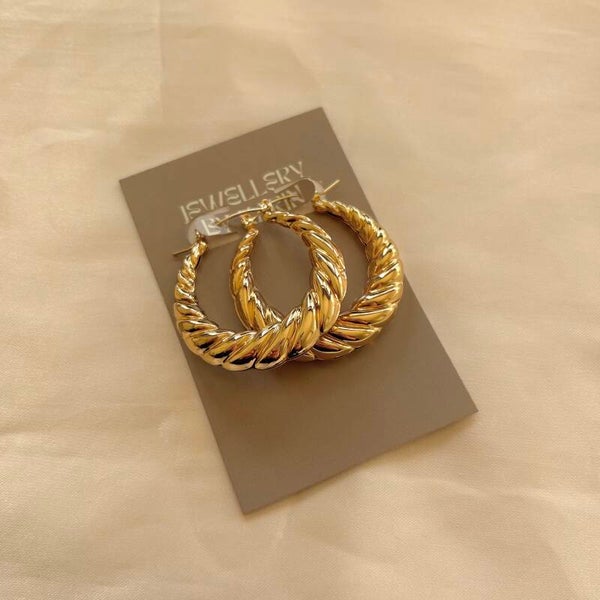 earrings hoops texture