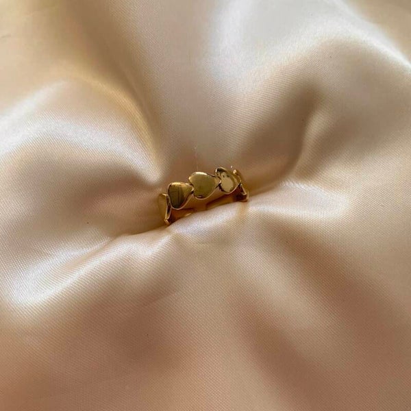 ring hearts gold