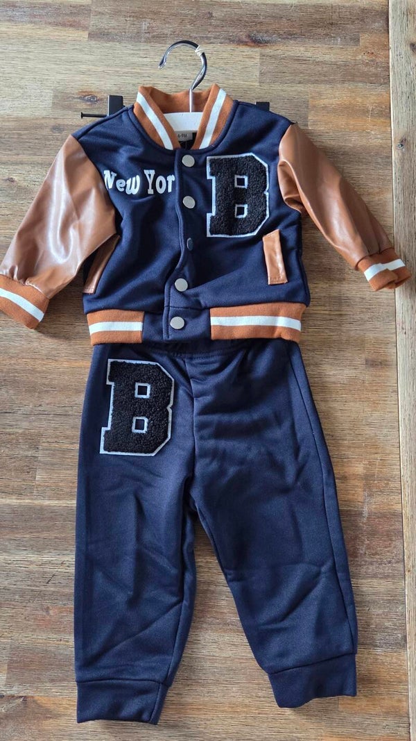 Navy blauwe en bruine varsity-stijl jogging set
