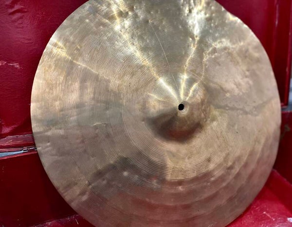 Caravan 19” Ride/Crash- Cymbal 1960s” - Brass 1780G”