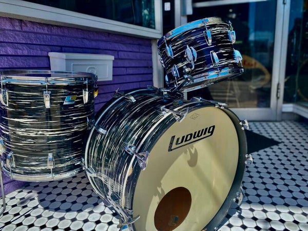 “Vintage Ludwig Pro- Beat “1971” - Black oyster Rare!! ✨9x13 -16x16- 16x22