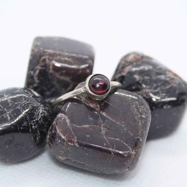 Granaat Zilveren Ring