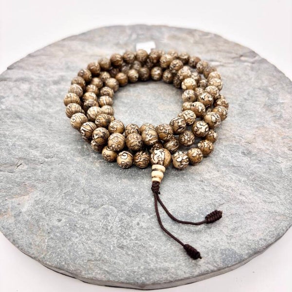 Om Schelp Mala