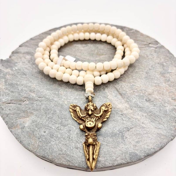 Garuda mala