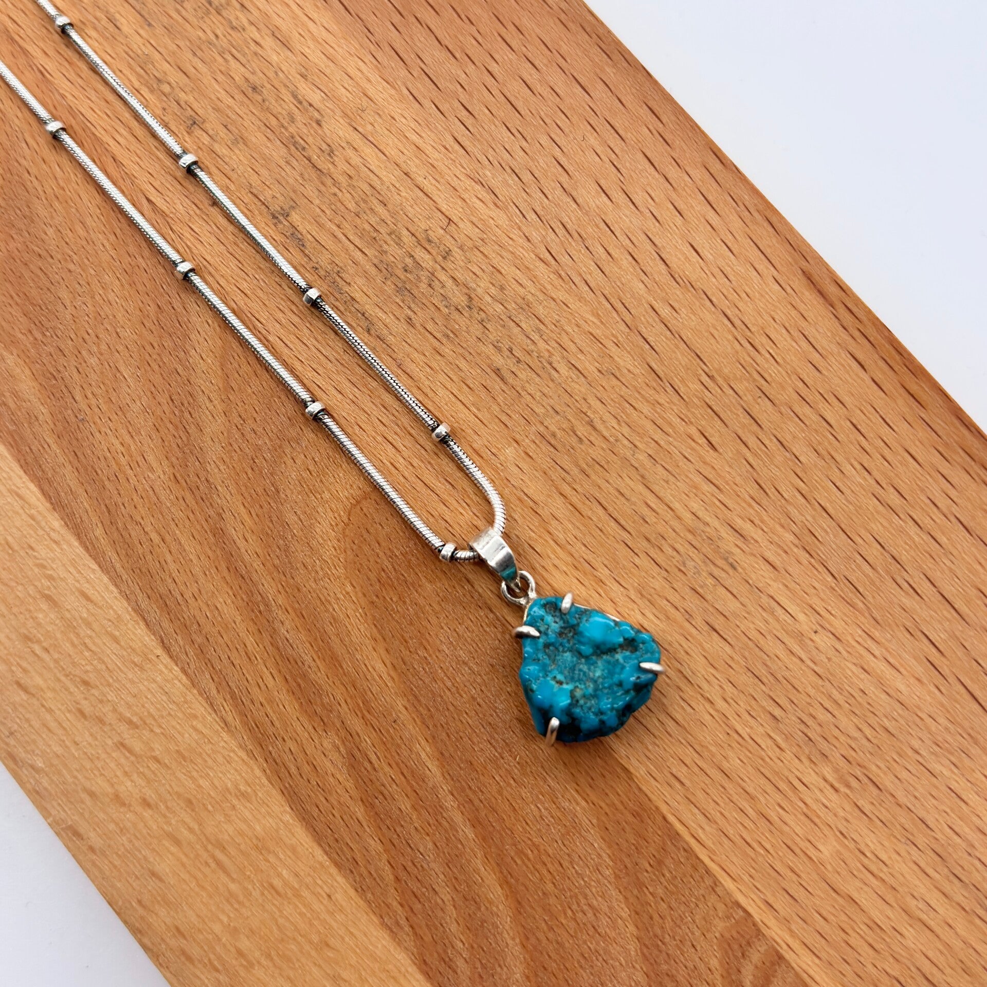 Beschermlicht –Turkoois Ketting