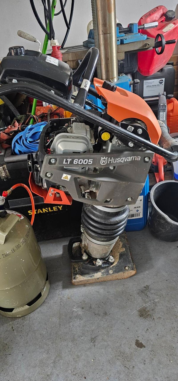 Stampfer Bodenverdichter Husqvarna 6005