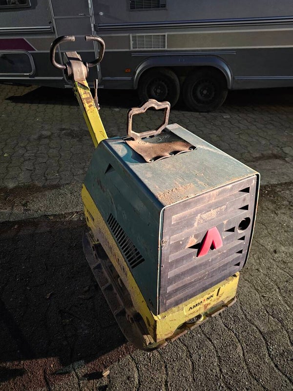 Rüttelplatte Amann 475kg