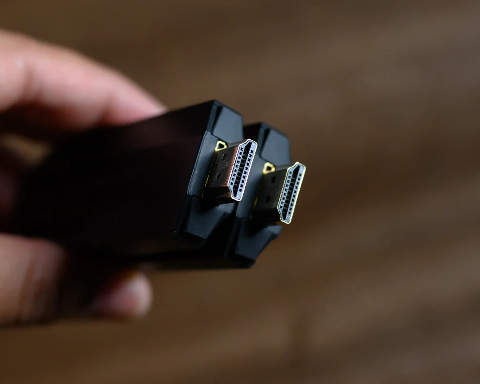 Lemorele P20 draadloze HDMI zender en ontvanger close-up voor eenvoudige schermdeling zonder kabels