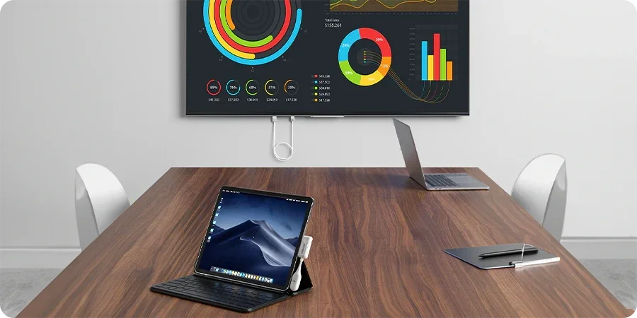Kabelvrije zakelijke presentatie met Lemorele P10 draadloze HDMI-zender en ontvanger