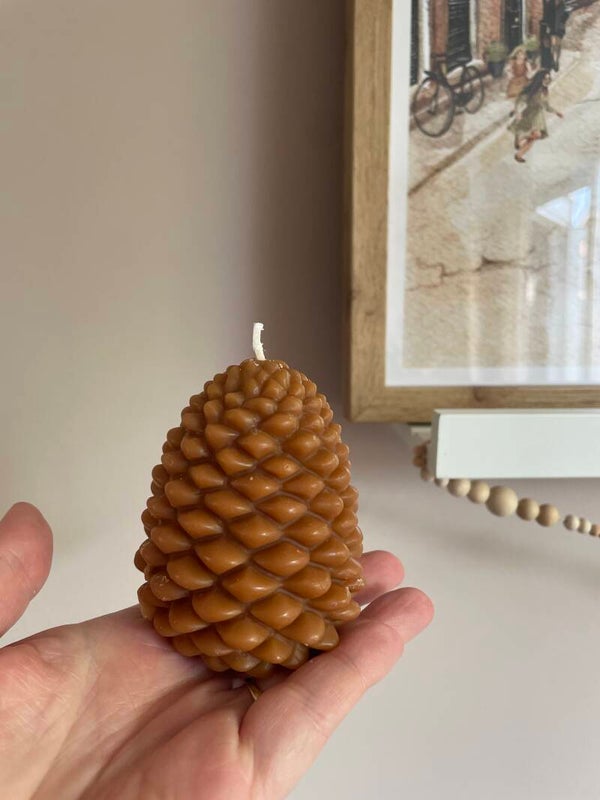 Soyakaars Dennenappel bruin