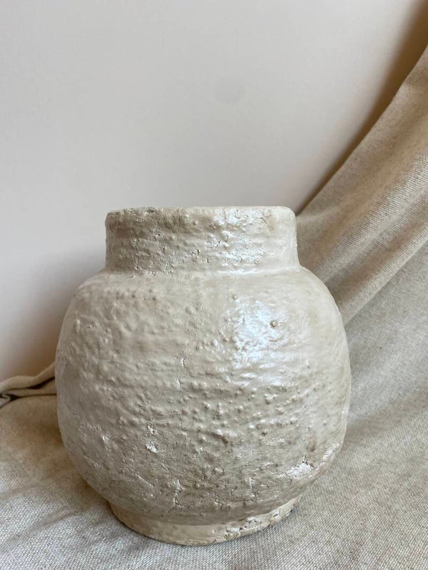 Aardewerk vaas beige