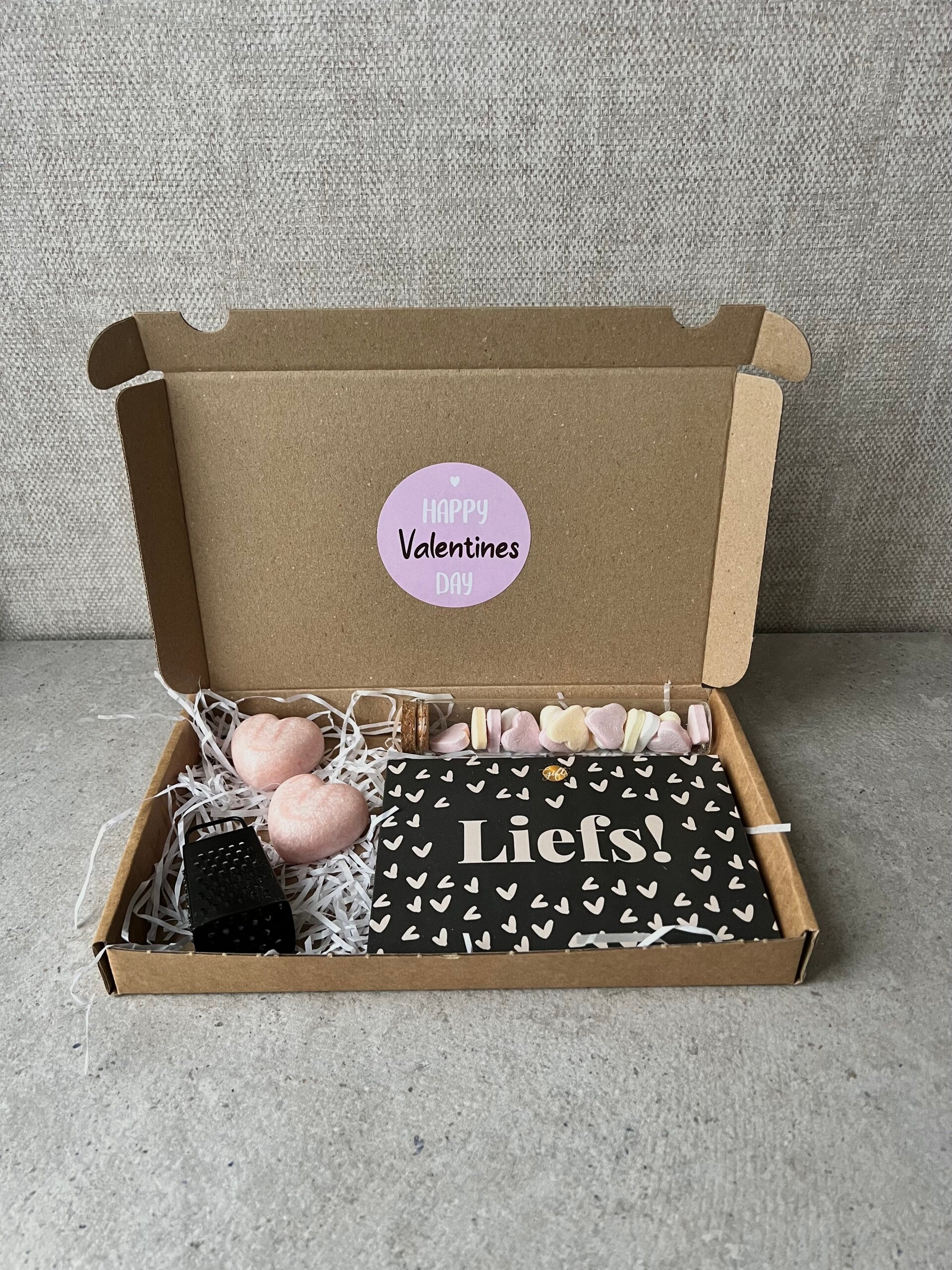 Valentijn brievenbuscadeautje | Medium