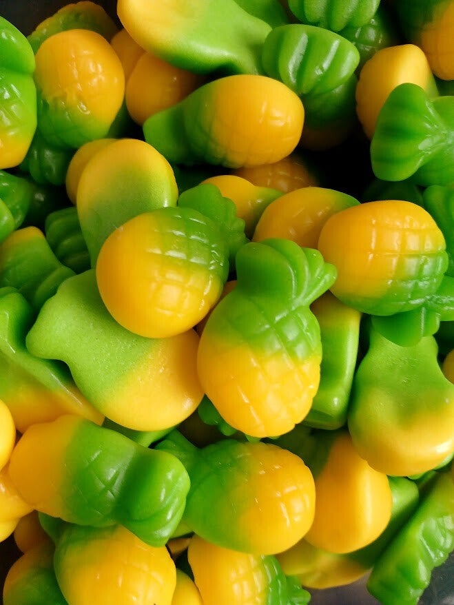 🍍 Damel Pineapples