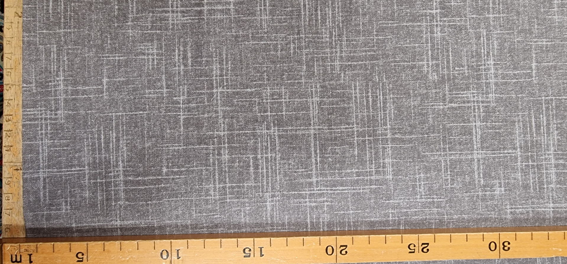 Middengrijs met streep