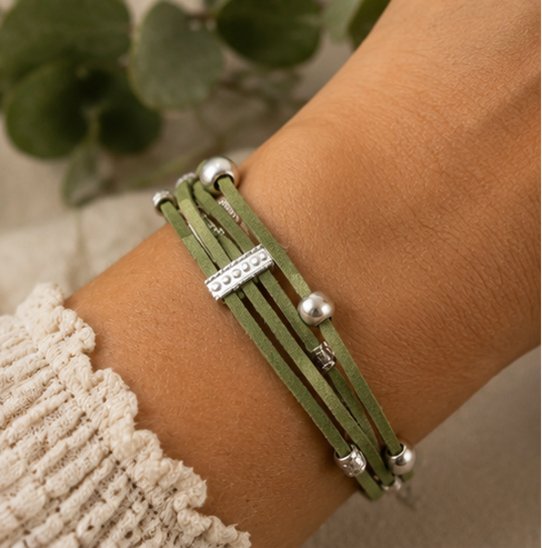 💚 Handgemaakte Suède Armband Soft Green
