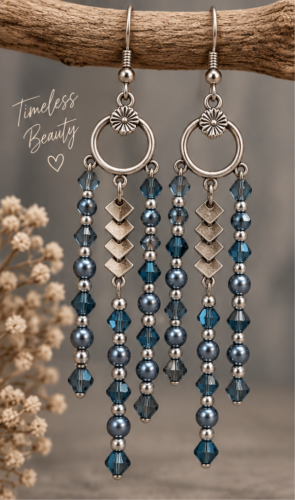 Oorbellen Blue ’n Silver – Blauwe Glaskralen met Metalen Accenten en Franse Oorhaken