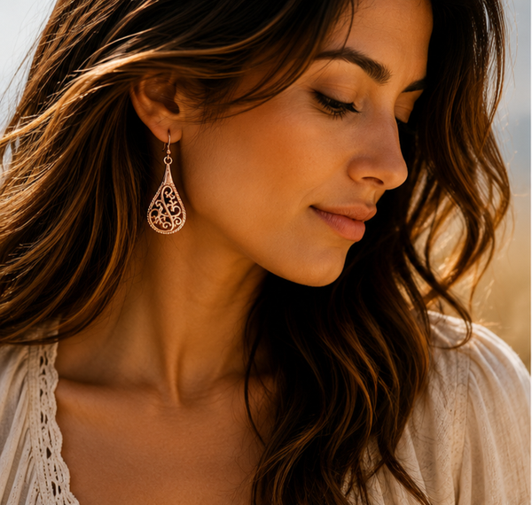 Rosé Gouden Boho Oorbellen – Elegant Druppel Design