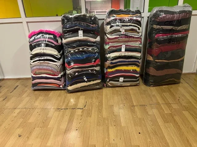 Bala ropa sin usar con etiqueta