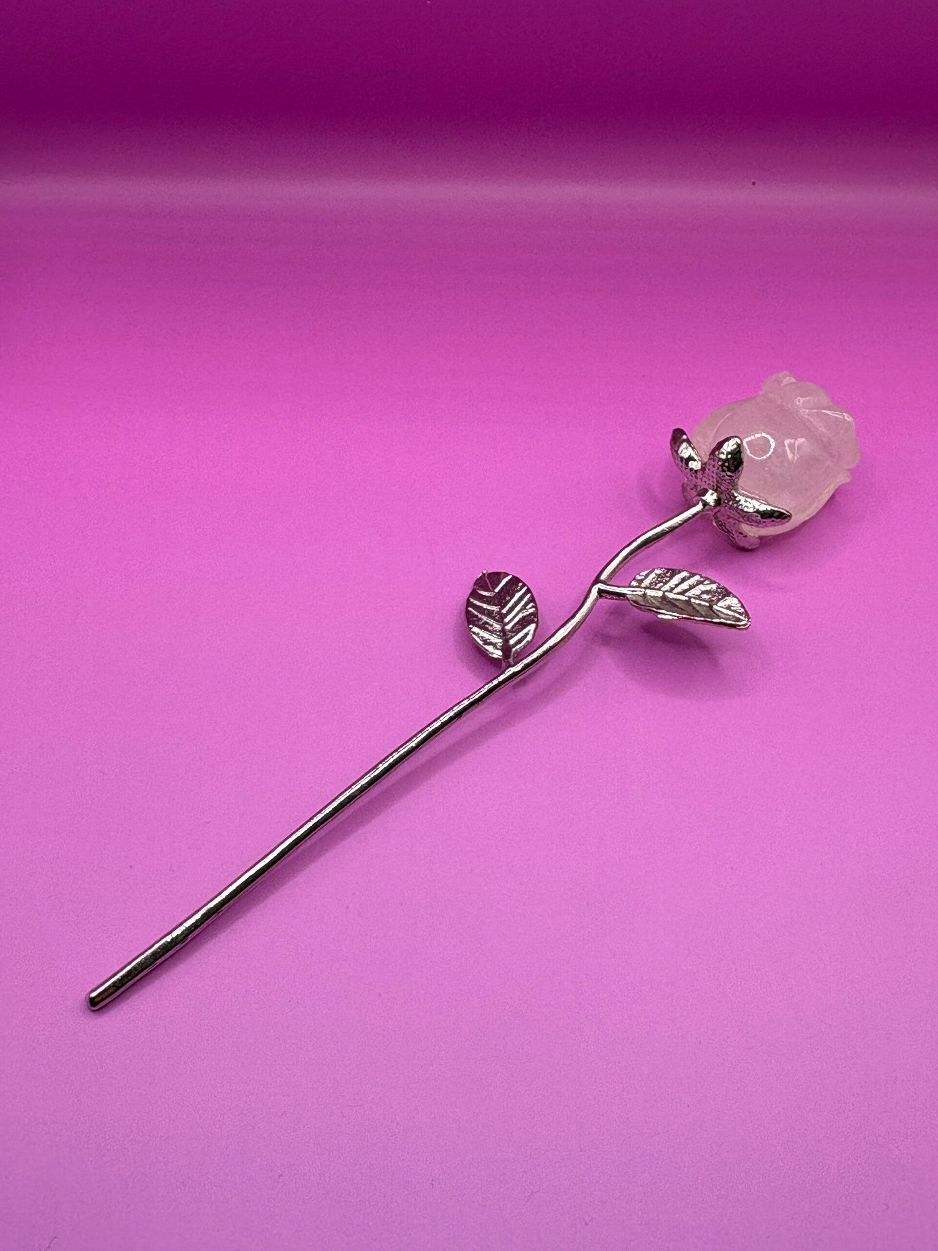 Roos met zilveren steel