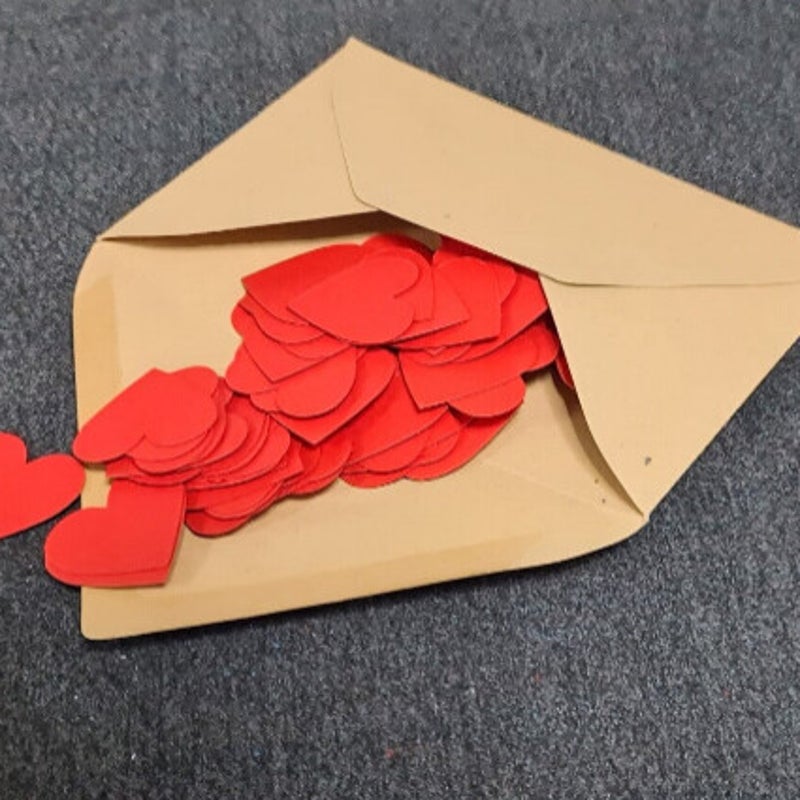 digitaal gestanste hartjes voor Valentijnverrassing