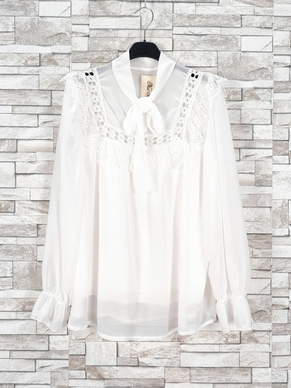 Blouse blanche